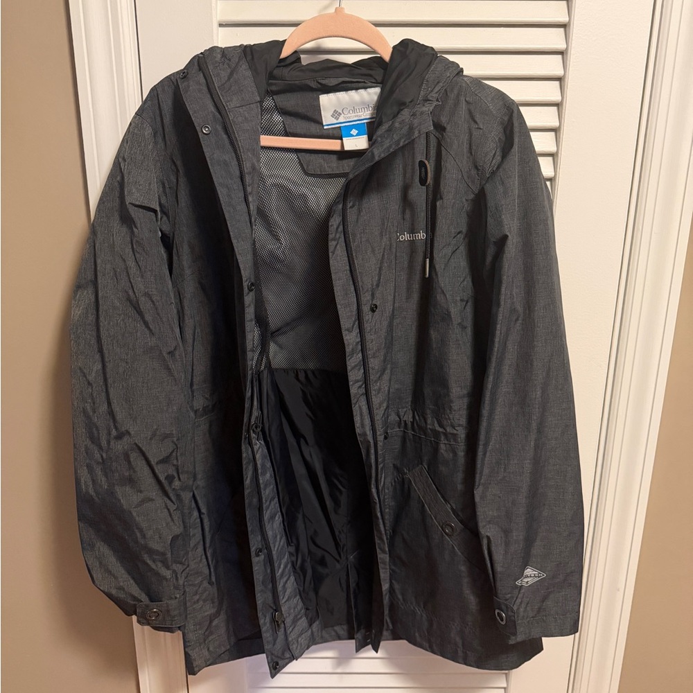 Columbia Women’s Charcoal Hooded Jacket
